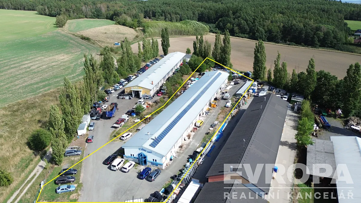 Prodej výrobní haly, prostoru 1200 m²
